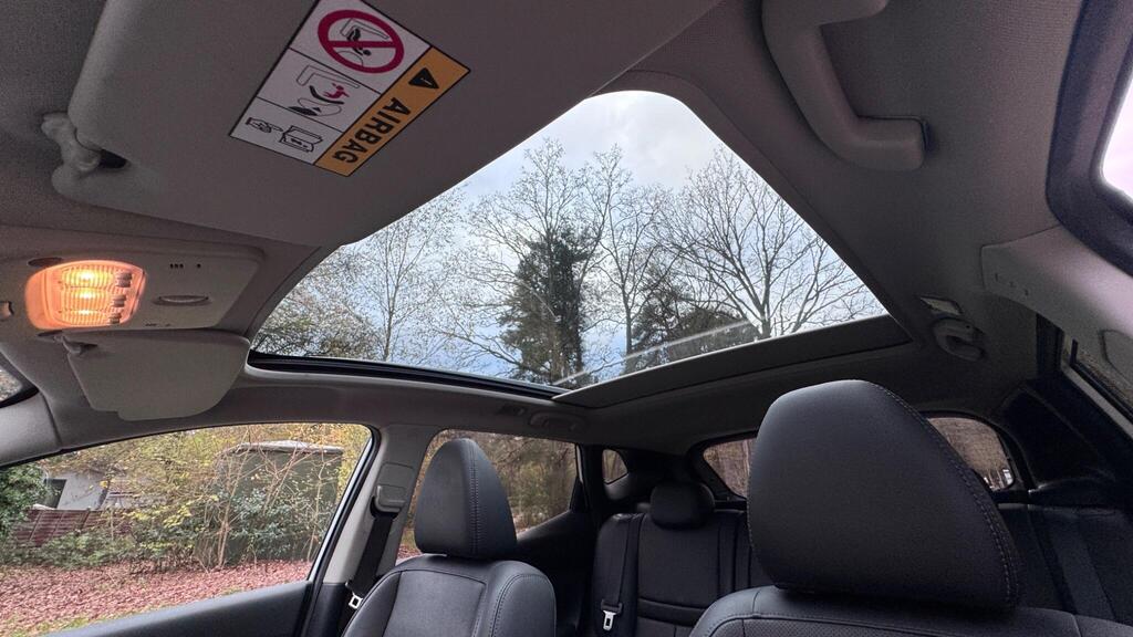 
								2016 Nissan Qashqai 1.6 dCi Tekna 2WD full									