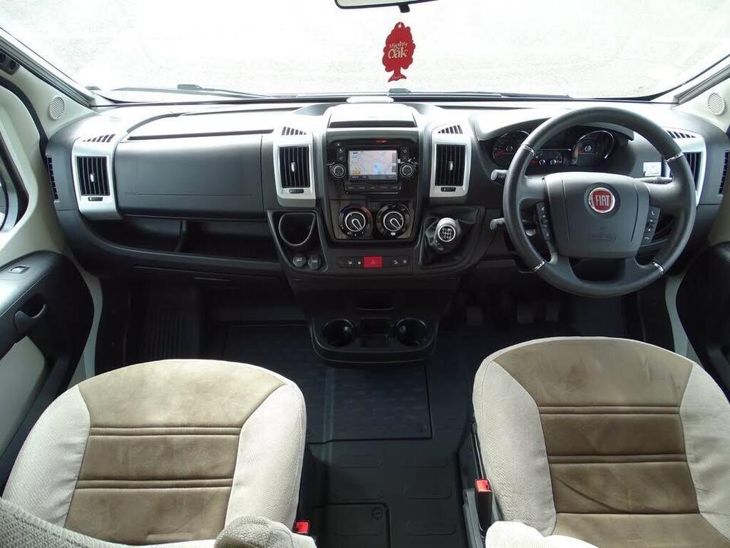 
								2018 Benimar Mileo 323 2.3 full									