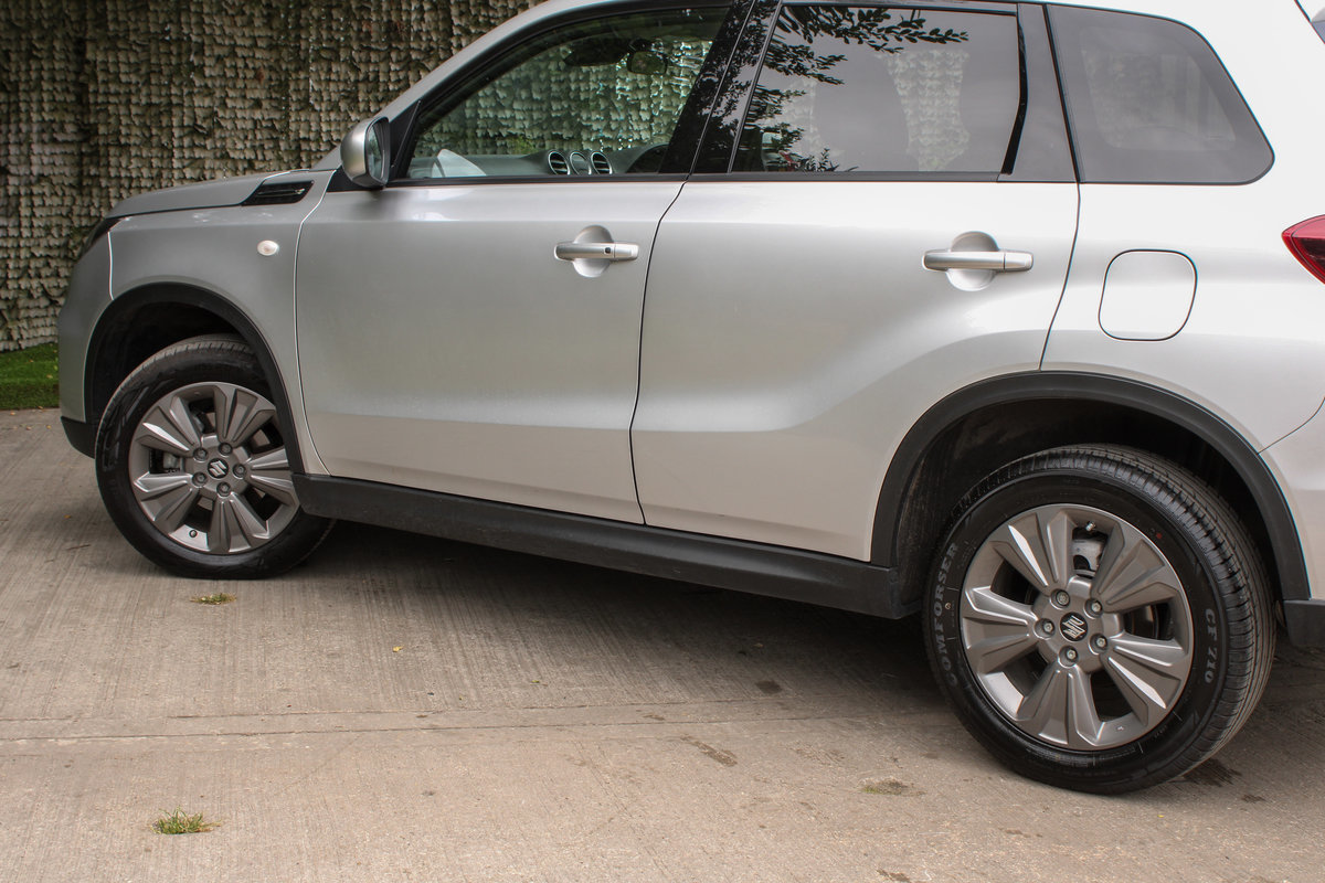 2024 Suzuki Vitara SZ-T