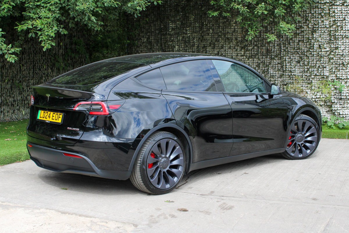2024 Tesla Model Y Performance AWD