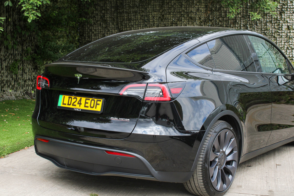 2024 Tesla Model Y Performance AWD