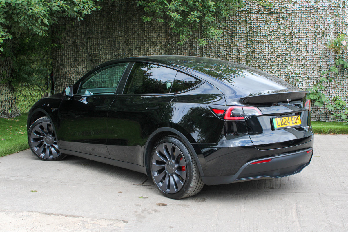 2024 Tesla Model Y Performance AWD