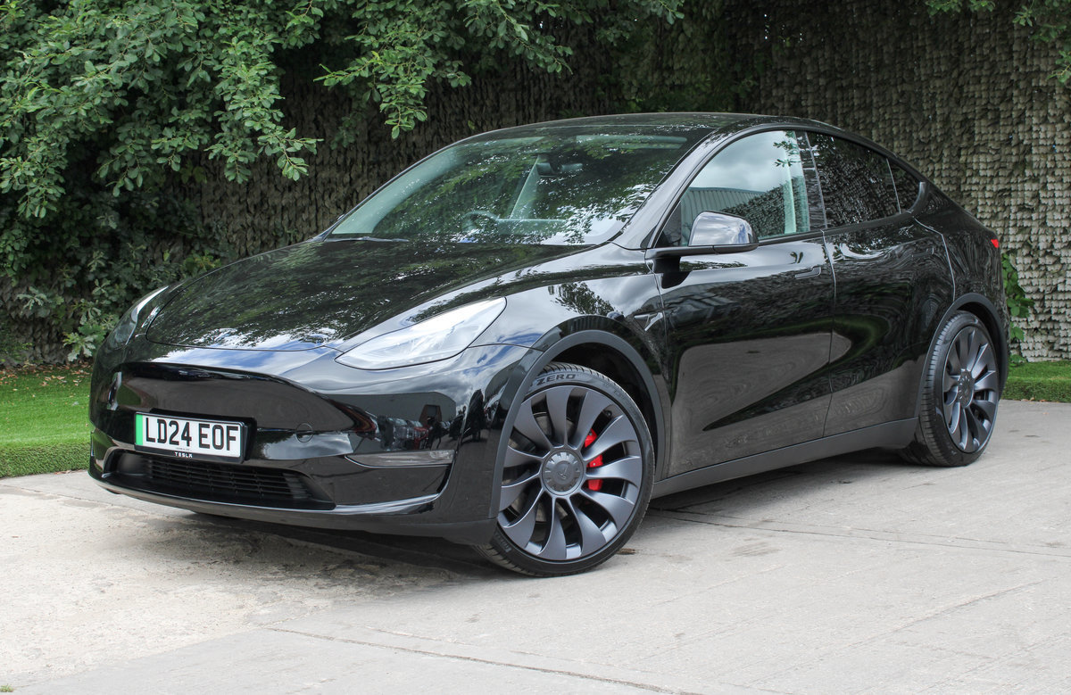 2024 Tesla Model Y Performance AWD