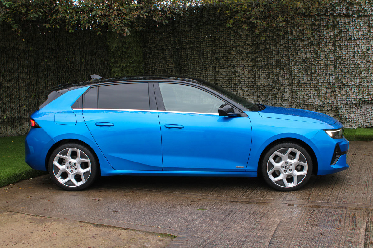 2023 Vauxhall Astra Ultimate