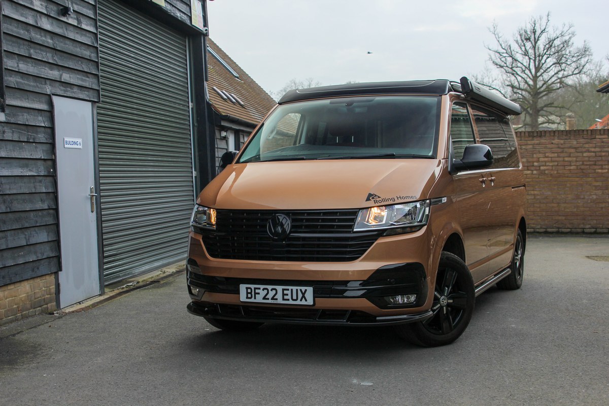 
								2022 Volkswagen T32 Transporter Highline TDI 4Motion Camper Conversion full									