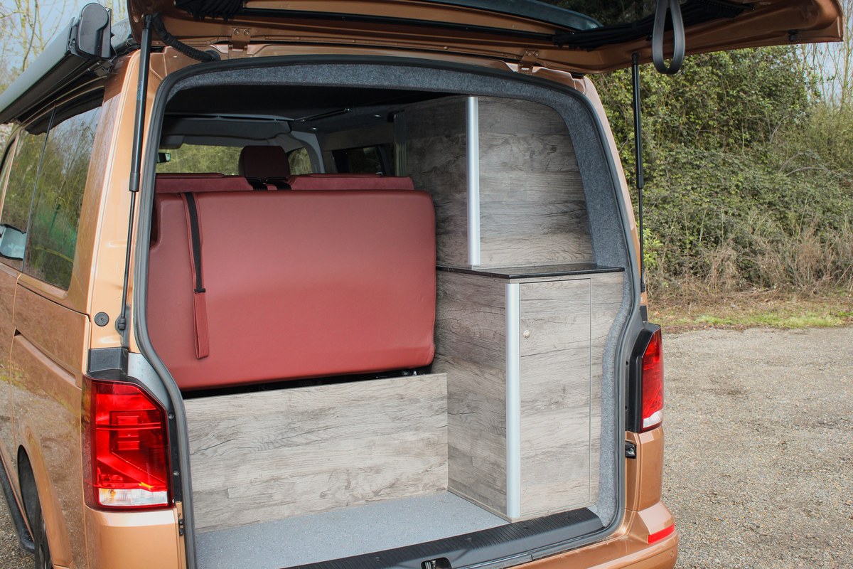 
								2022 Volkswagen T32 Transporter Highline TDI 4Motion Camper Conversion full									