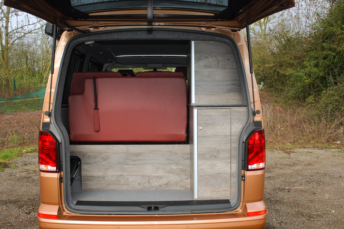 
								2022 Volkswagen T32 Transporter Highline TDI 4Motion Camper Conversion full									