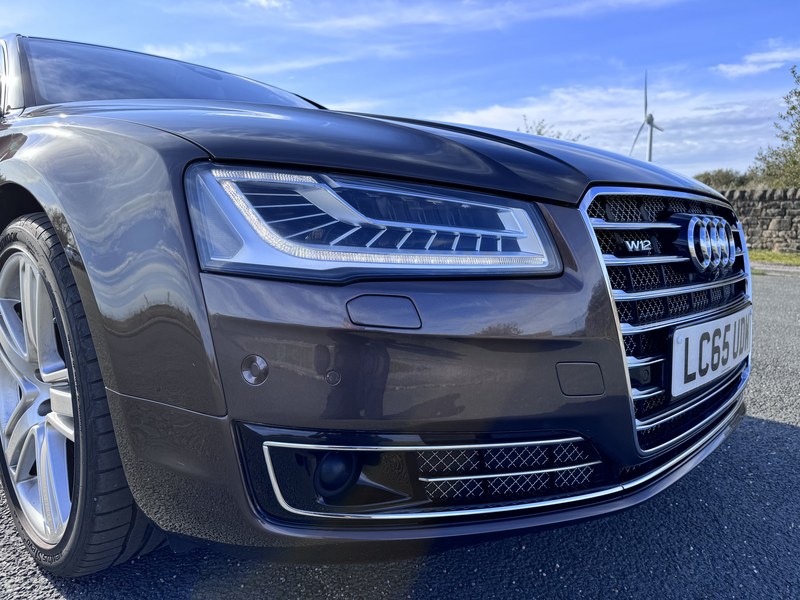 
								2015 Audi A8L Quattro LWB W12 full									