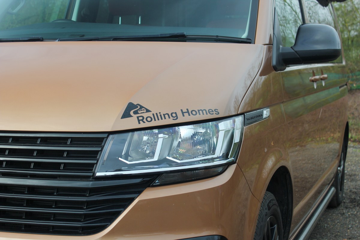 
								2022 Volkswagen T32 Transporter Highline TDI 4Motion Camper Conversion full									