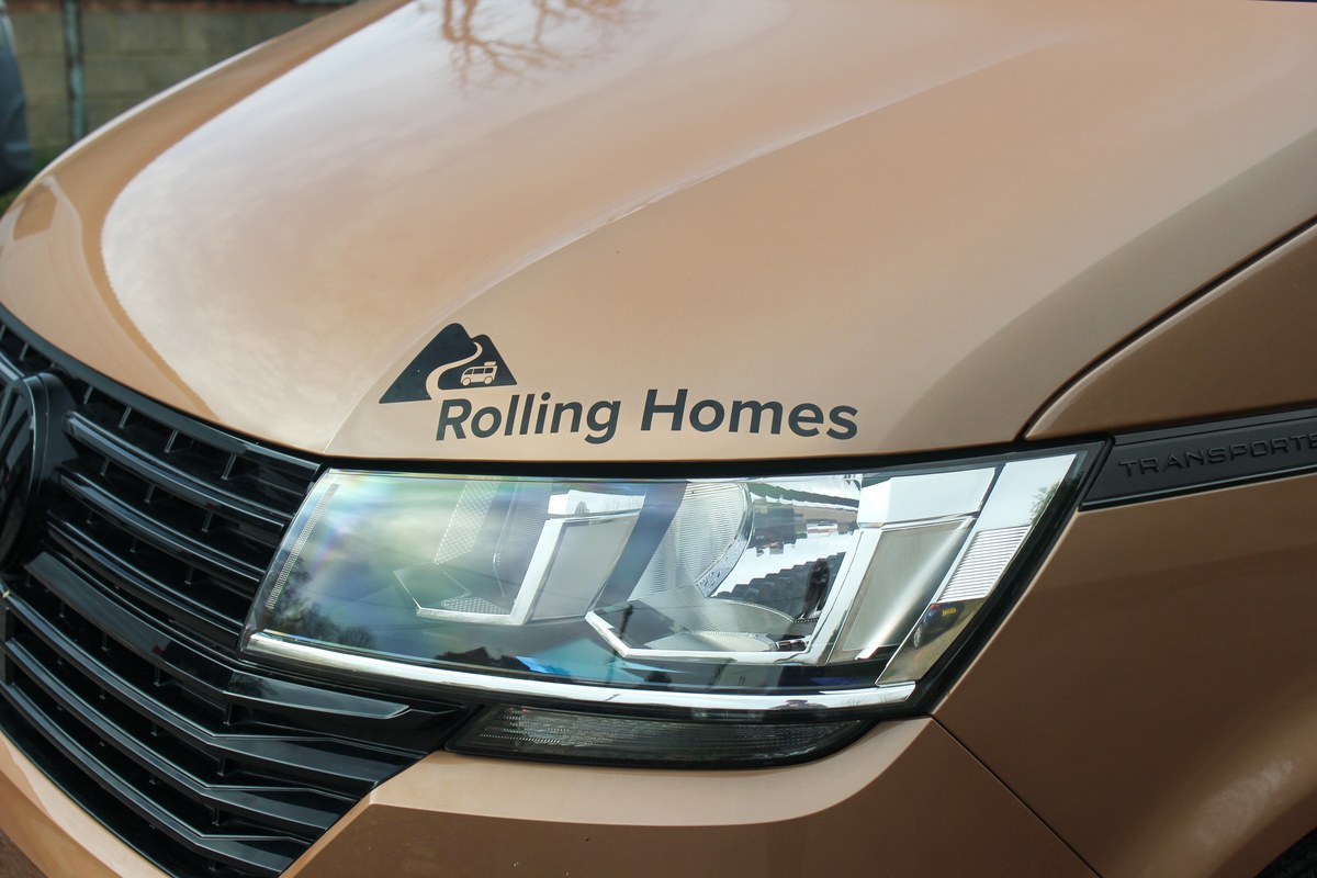 
								2022 Volkswagen T32 Transporter Highline TDI 4Motion Camper Conversion full									