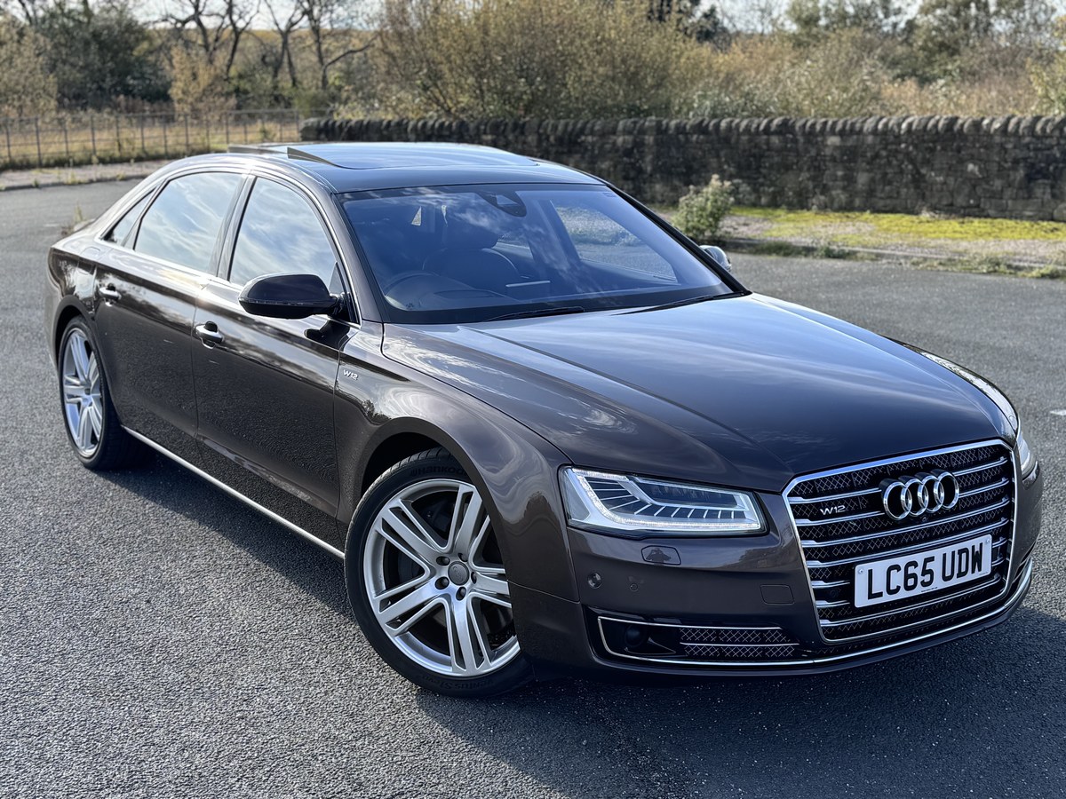 
								2015 Audi A8L Quattro LWB W12 full									