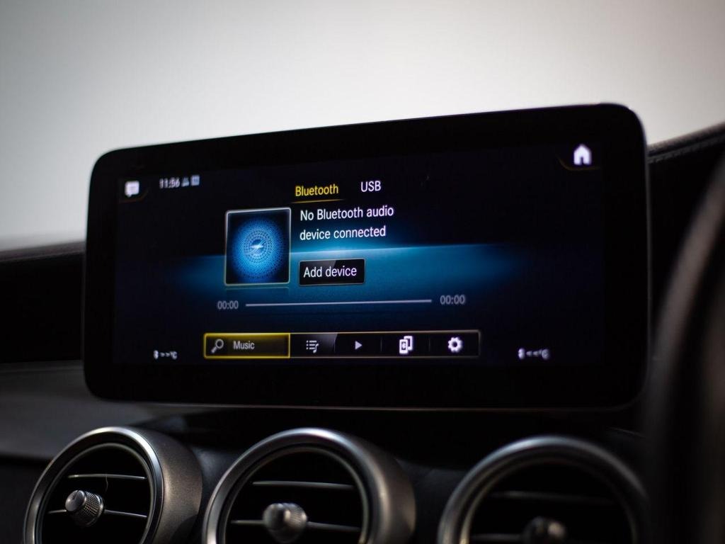 
								2022 Mercedes-Benz GLC 2.0 GLC220d AMG Line 4MATIC full									