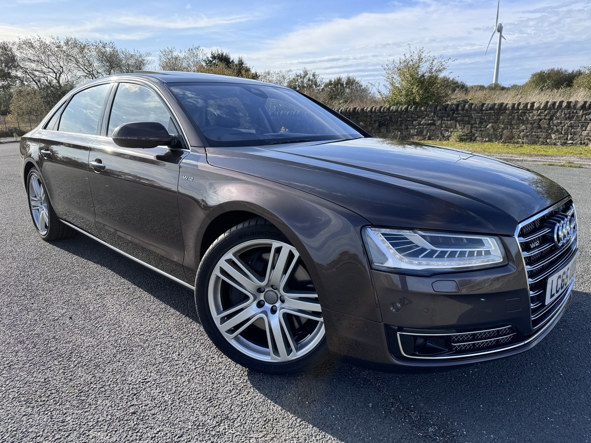 
								2015 Audi A8L Quattro LWB W12 full									