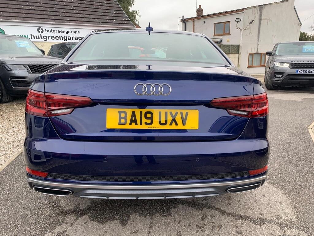
								2019 Audi A4 2.0 TDI 40 S line S Tronic quattro full									