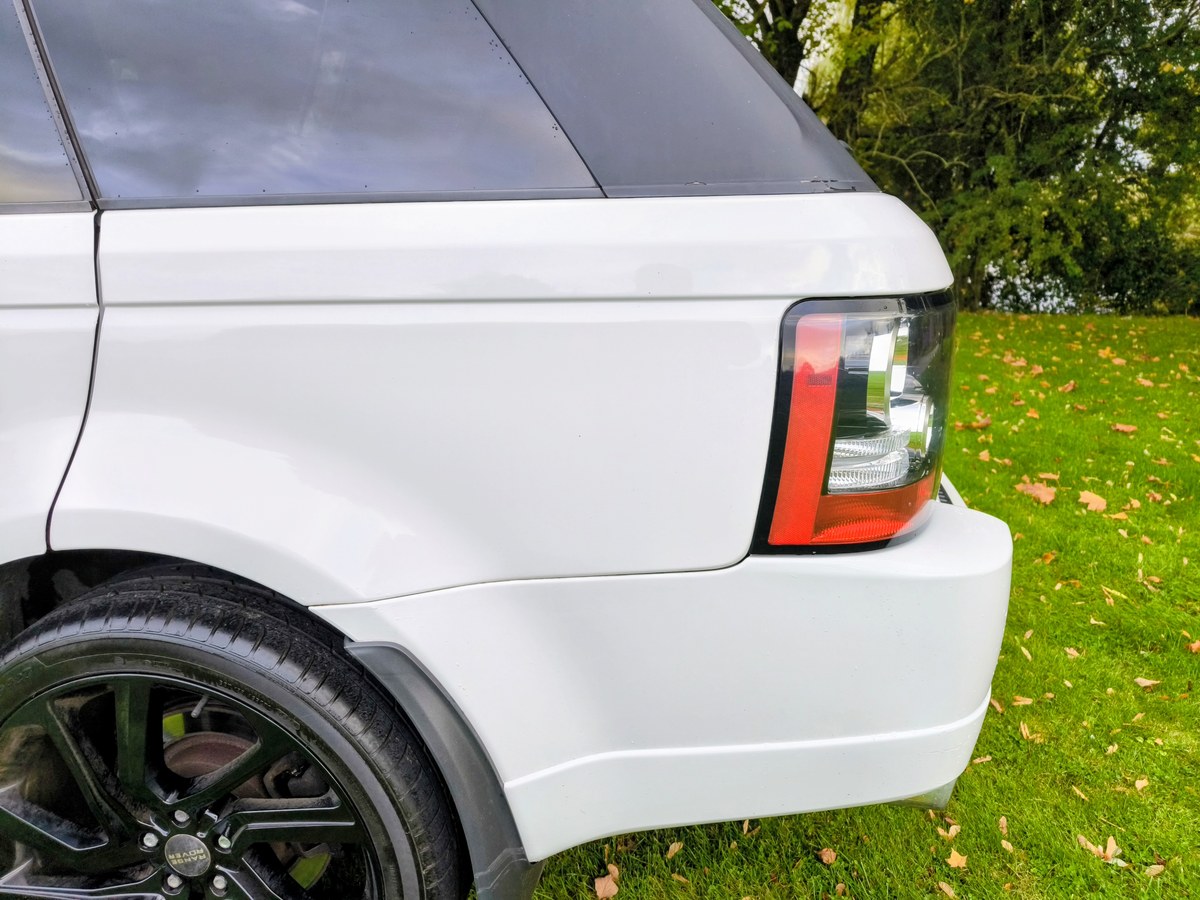 
								2012 Land Rover Range Rover Sport Autobiography Sport 3L SDV6 full									