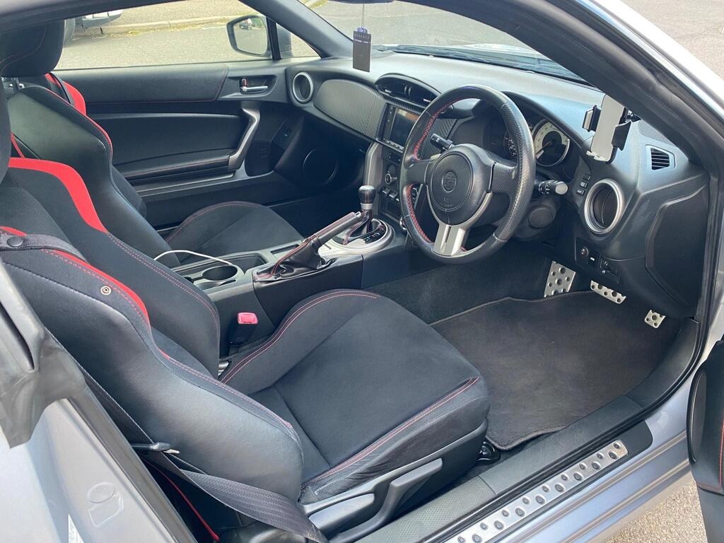 
								2015 Toyota GT86 2.0 Boxer D-4S Coupe 2dr Petrol Auto 200 ps full									