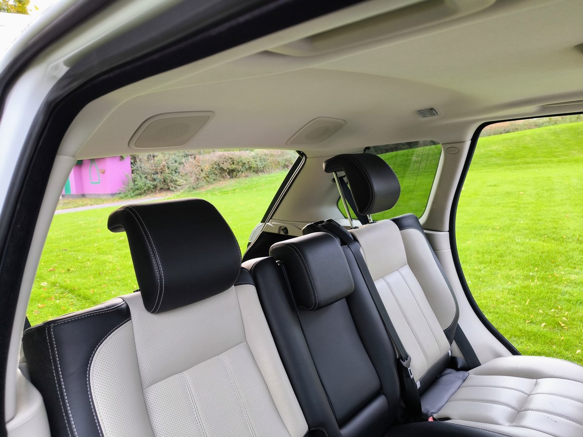 
								2012 Land Rover Range Rover Sport Autobiography Sport 3L SDV6 full									