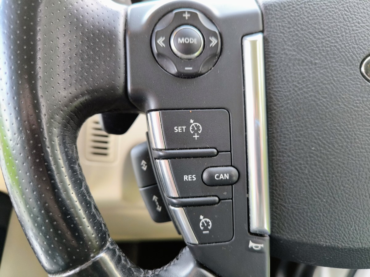 
								2012 Land Rover Range Rover Sport Autobiography Sport 3L SDV6 full									