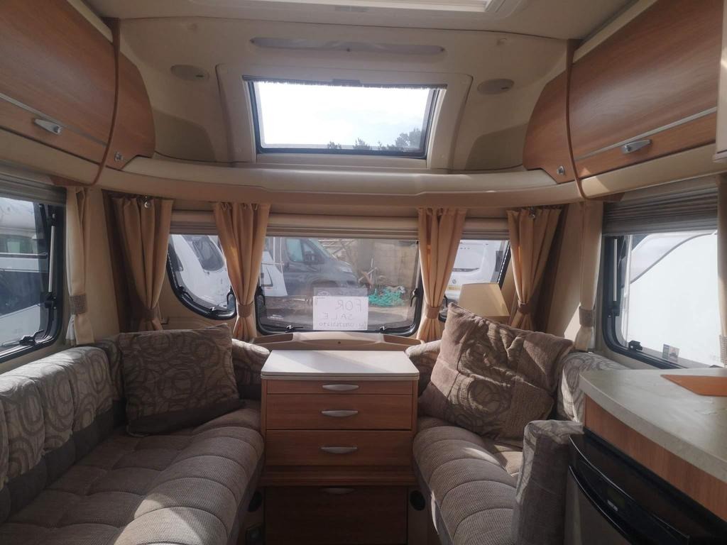
								2011 Swift Challenger 570 full									