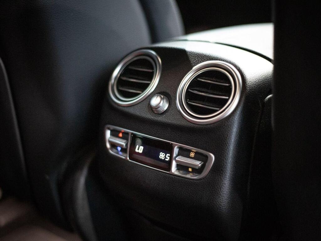 
								2022 Mercedes-Benz GLC 2.0 GLC220d AMG Line 4MATIC full									