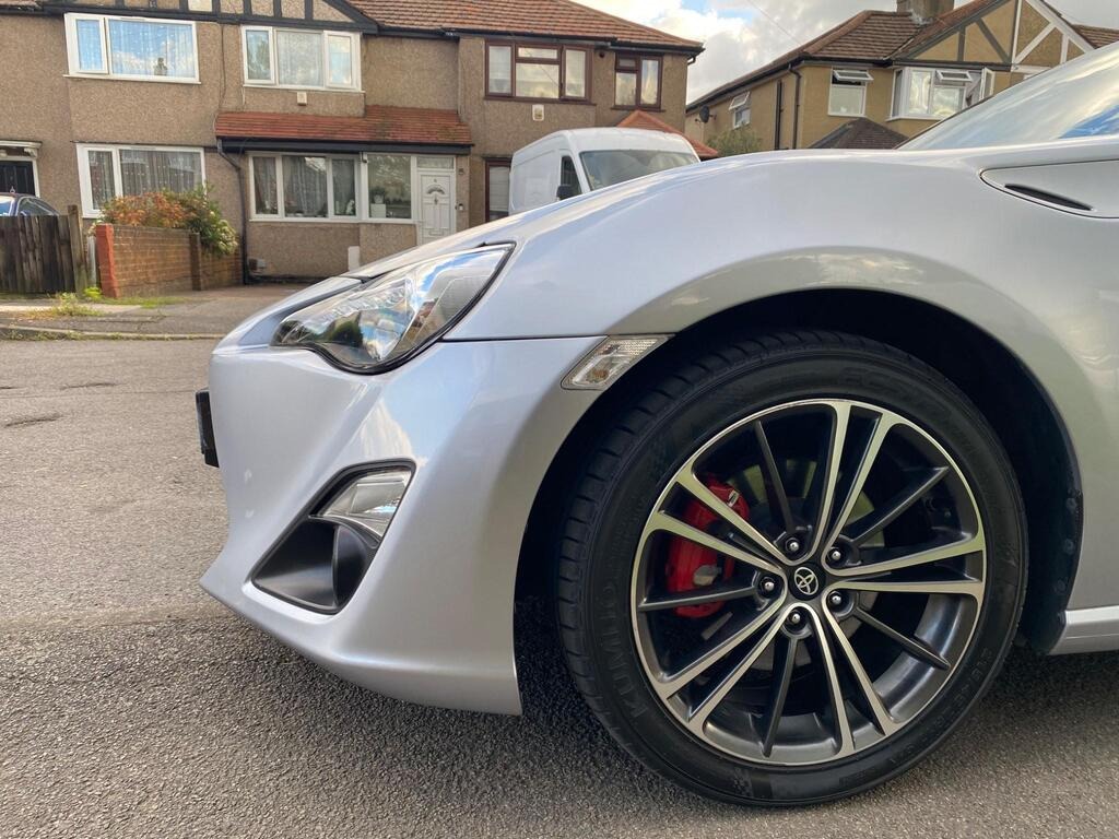 
								2015 Toyota GT86 2.0 Boxer D-4S Coupe 2dr Petrol Auto 200 ps full									