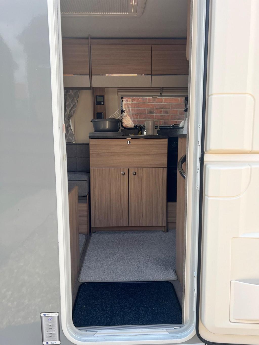
								2021 Bailey Phoenix + 644 full									