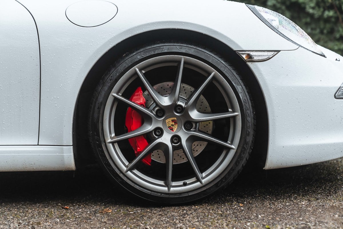 
								2012 Porsche 911.1 Carrera S 991 full									