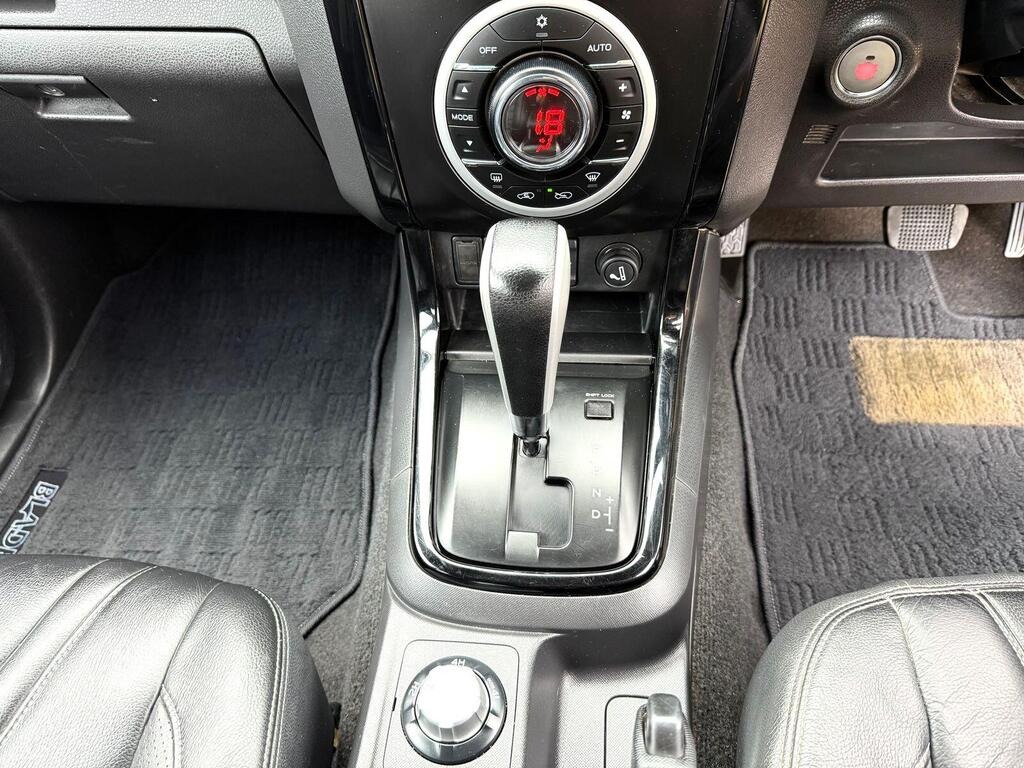 
								2019 Isuzu D-Max 1.9 TD Blade Pickup Double Cab 4dr Diesel Auto 4WD full									