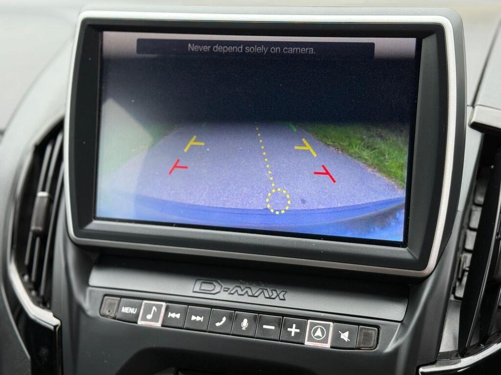 
								2019 Isuzu D-Max 1.9 TD Blade Pickup Double Cab 4dr Diesel Auto 4WD full									