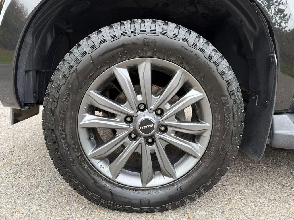 
								2019 Isuzu D-Max 1.9 TD Blade Pickup Double Cab 4dr Diesel Auto 4WD full									
