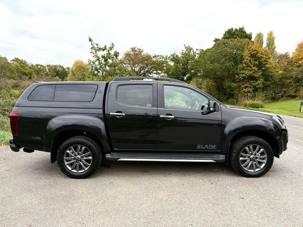 2019 Isuzu D-Max 1.9 TD Blade Pickup Double Cab 4dr Diesel Auto 4WD