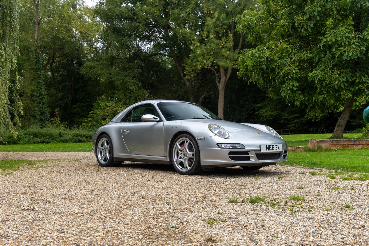
								2006 Porsche 911 Carrera 4 S Tiptronic full									