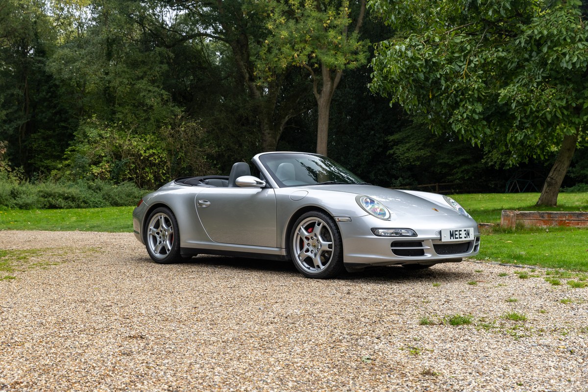 
								2006 Porsche 911 Carrera 4 S Tiptronic full									