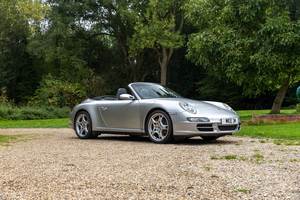 
								2006 Porsche 911 Carrera 4 S Tiptronic full									