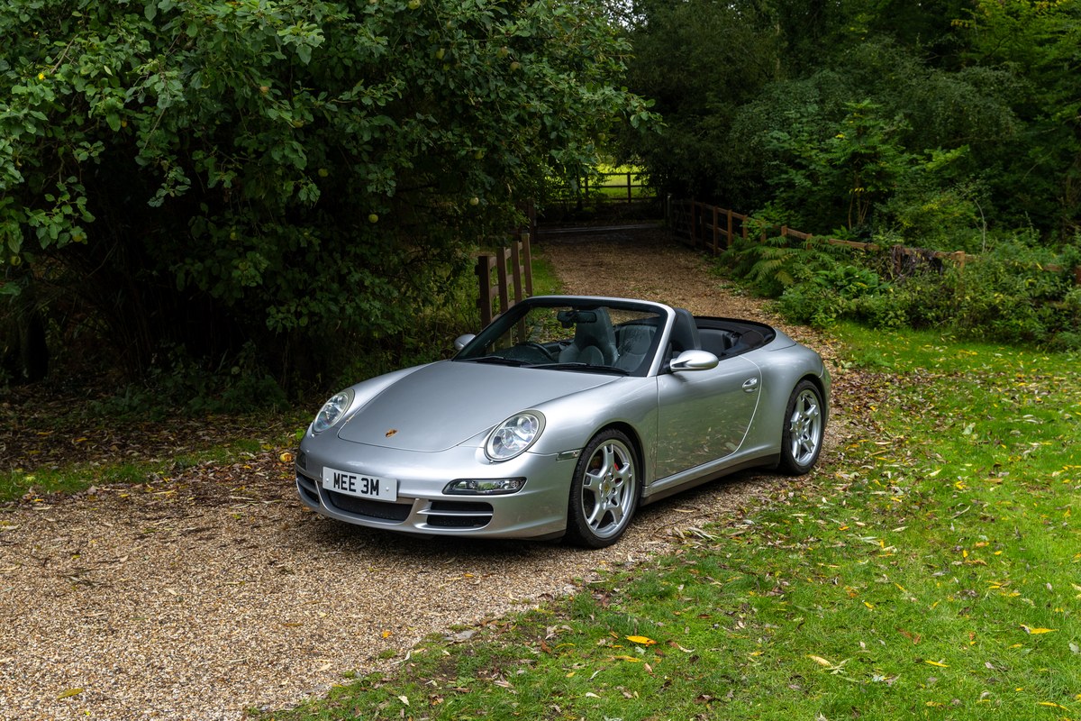 
								2006 Porsche 911 Carrera 4 S Tiptronic full									