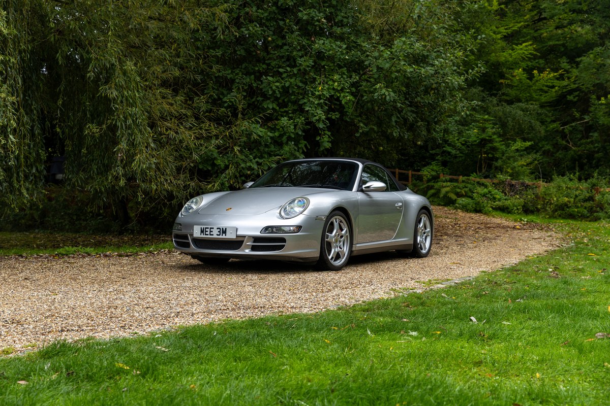
								2006 Porsche 911 Carrera 4 S Tiptronic full									