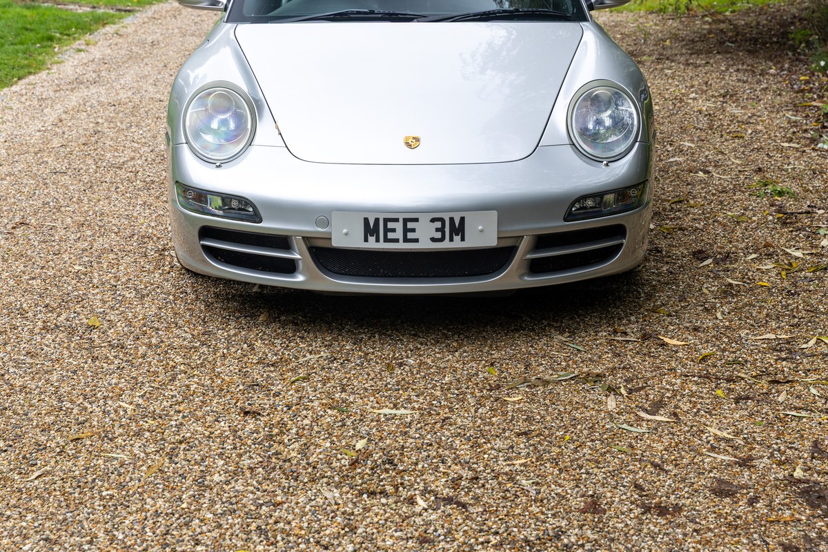
								2006 Porsche 911 Carrera 4 S Tiptronic full									