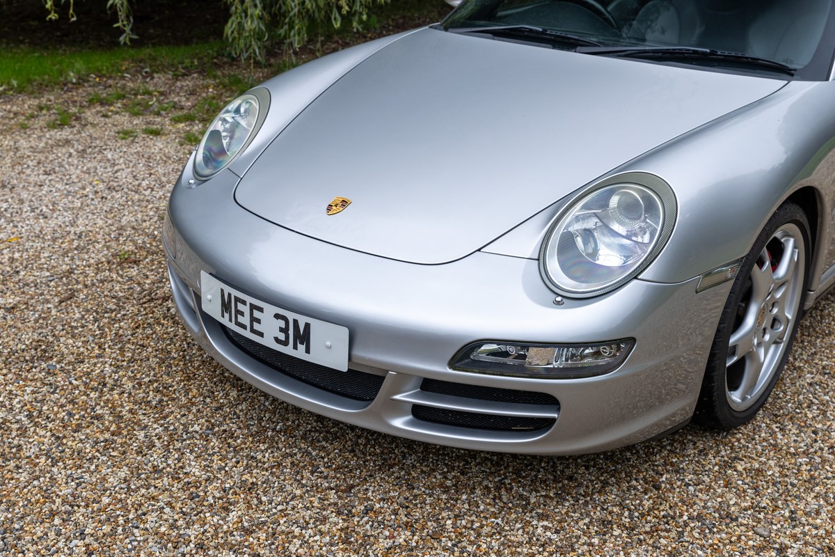 
								2006 Porsche 911 Carrera 4 S Tiptronic full									