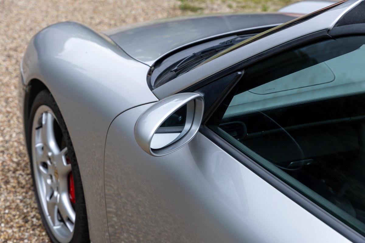 
								2006 Porsche 911 Carrera 4 S Tiptronic full									