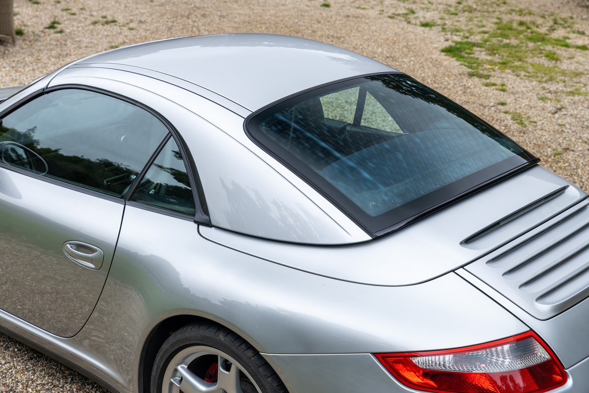 
								2006 Porsche 911 Carrera 4 S Tiptronic full									