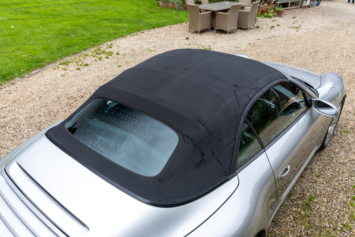
								2006 Porsche 911 Carrera 4 S Tiptronic full									