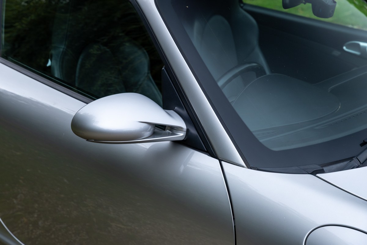 
								2006 Porsche 911 Carrera 4 S Tiptronic full									