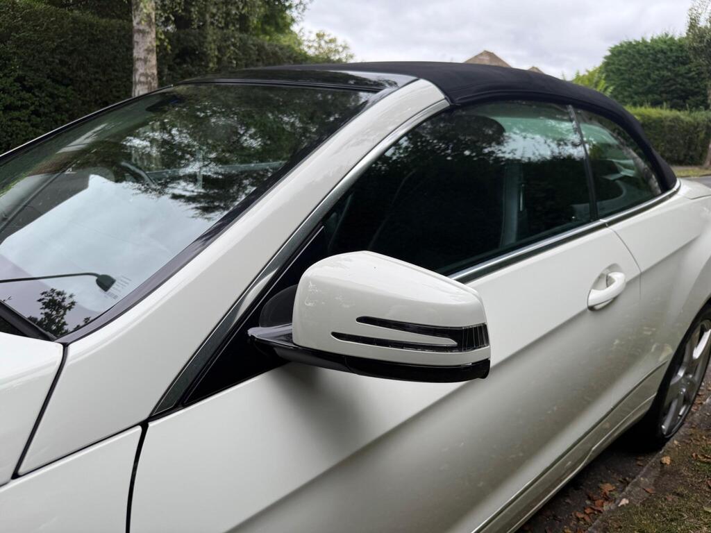 
								2011 Mercedes-Benz 1.8 E200 BlueEfficiency SE Cabriolet full									