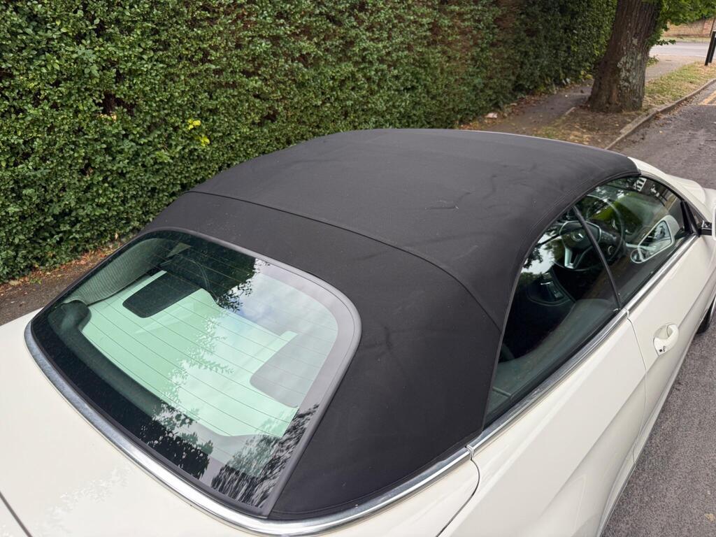 
								2011 Mercedes-Benz 1.8 E200 BlueEfficiency SE Cabriolet full									