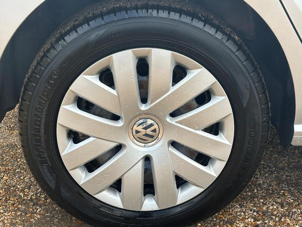 
								2013 Volkswagen Polo 1.2 TSI BlueMotion Tech SE Auto full									