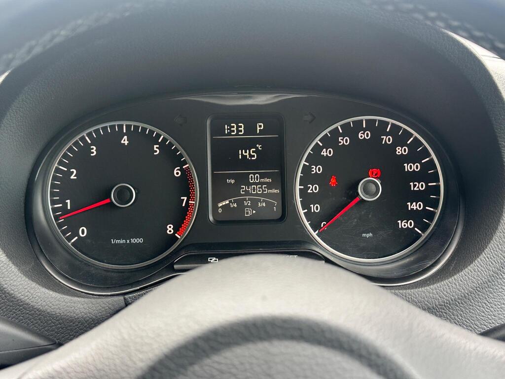 
								2013 Volkswagen Polo 1.2 TSI BlueMotion Tech SE Auto full									