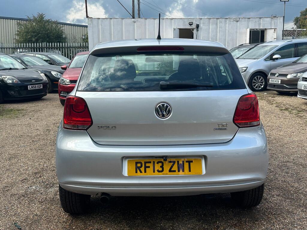 
								2013 Volkswagen Polo 1.2 TSI BlueMotion Tech SE Auto full									
