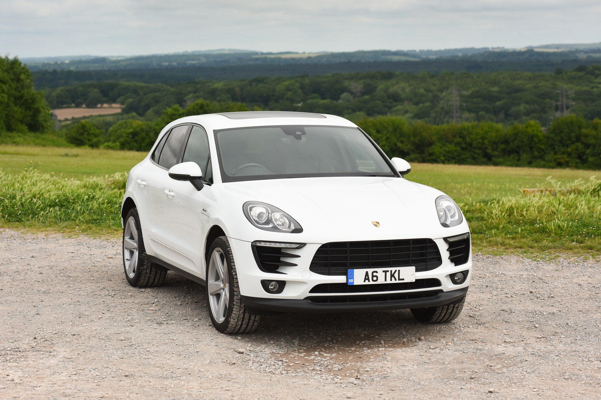 2017 Porsche Macan S 3L V6 Sports