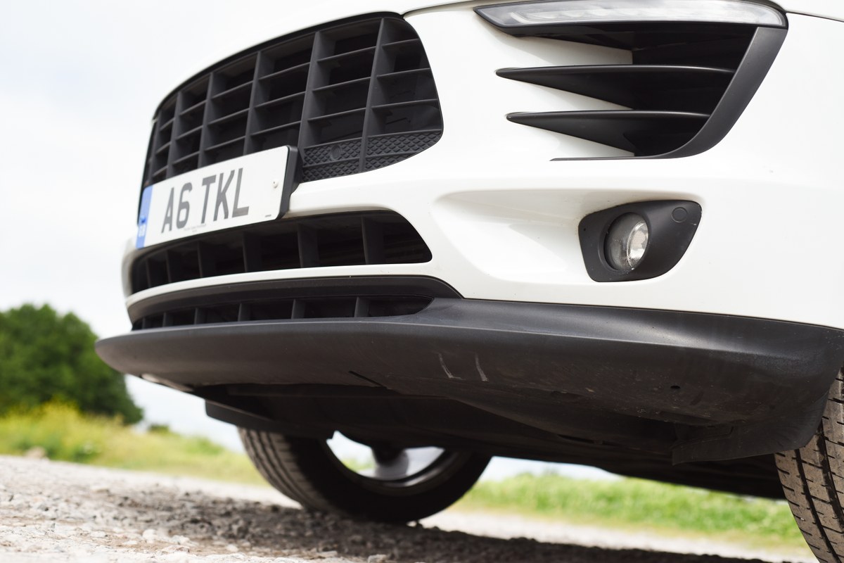 
								2017 Porsche Macan S 3L V6 Sports full									