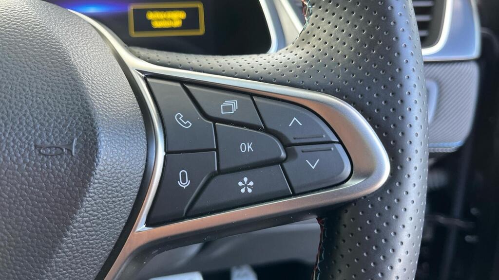 
								2024 Renault Captur 1.6 E-TECH esprit Alpine full									